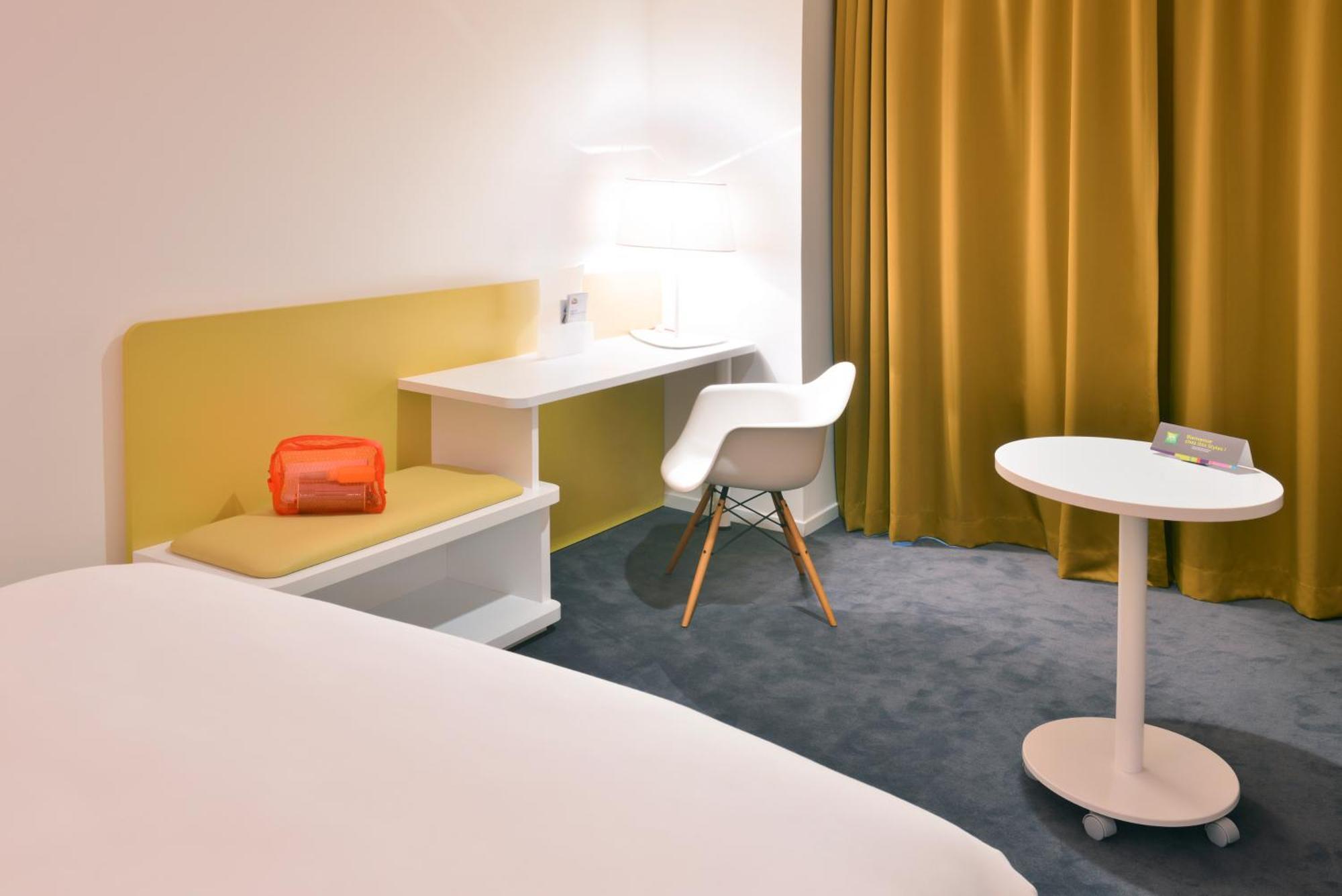Готель Ibis Styles Montelimar Centre Екстер'єр фото