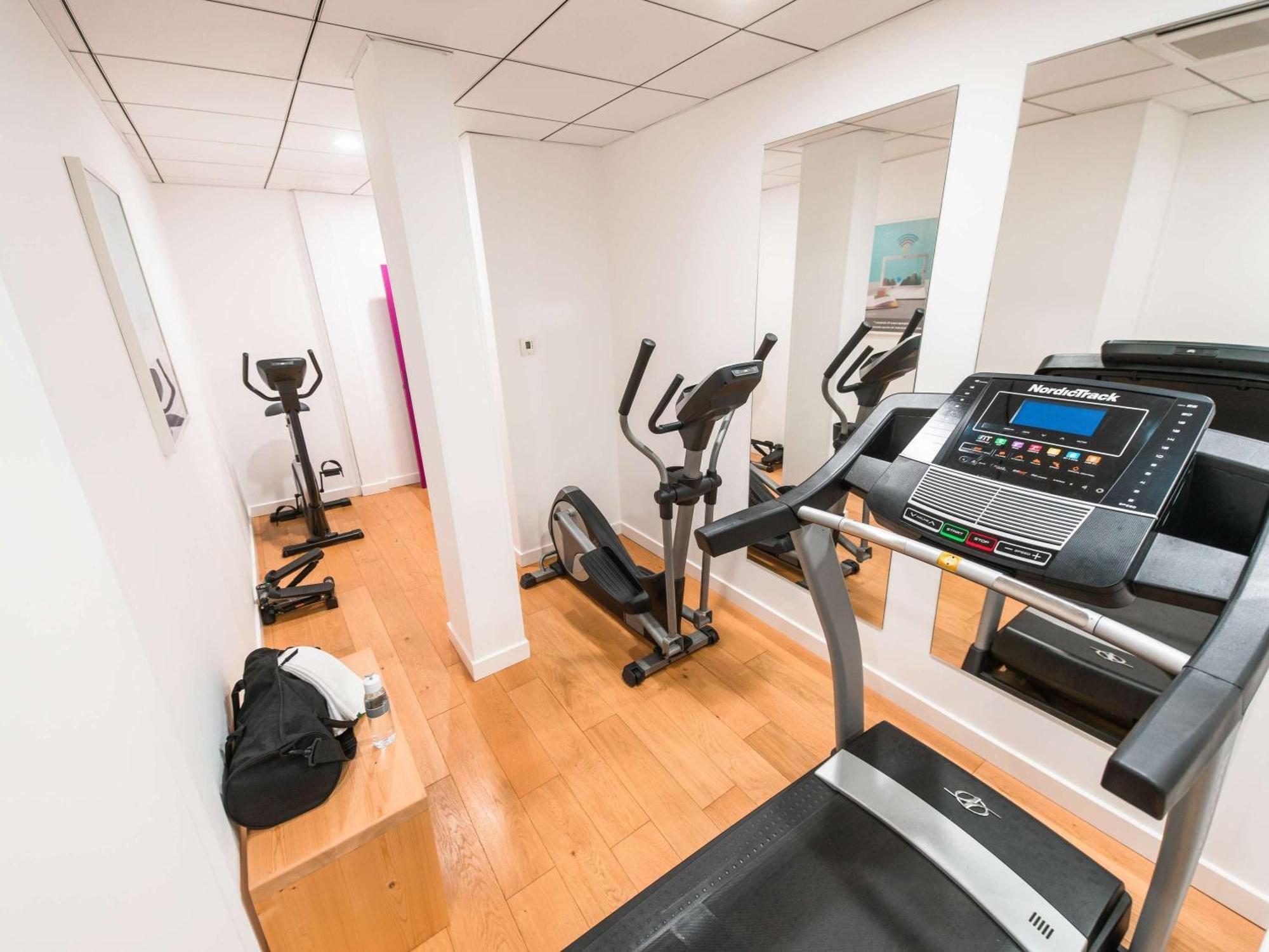 Готель Ibis Styles Montelimar Centre Екстер'єр фото