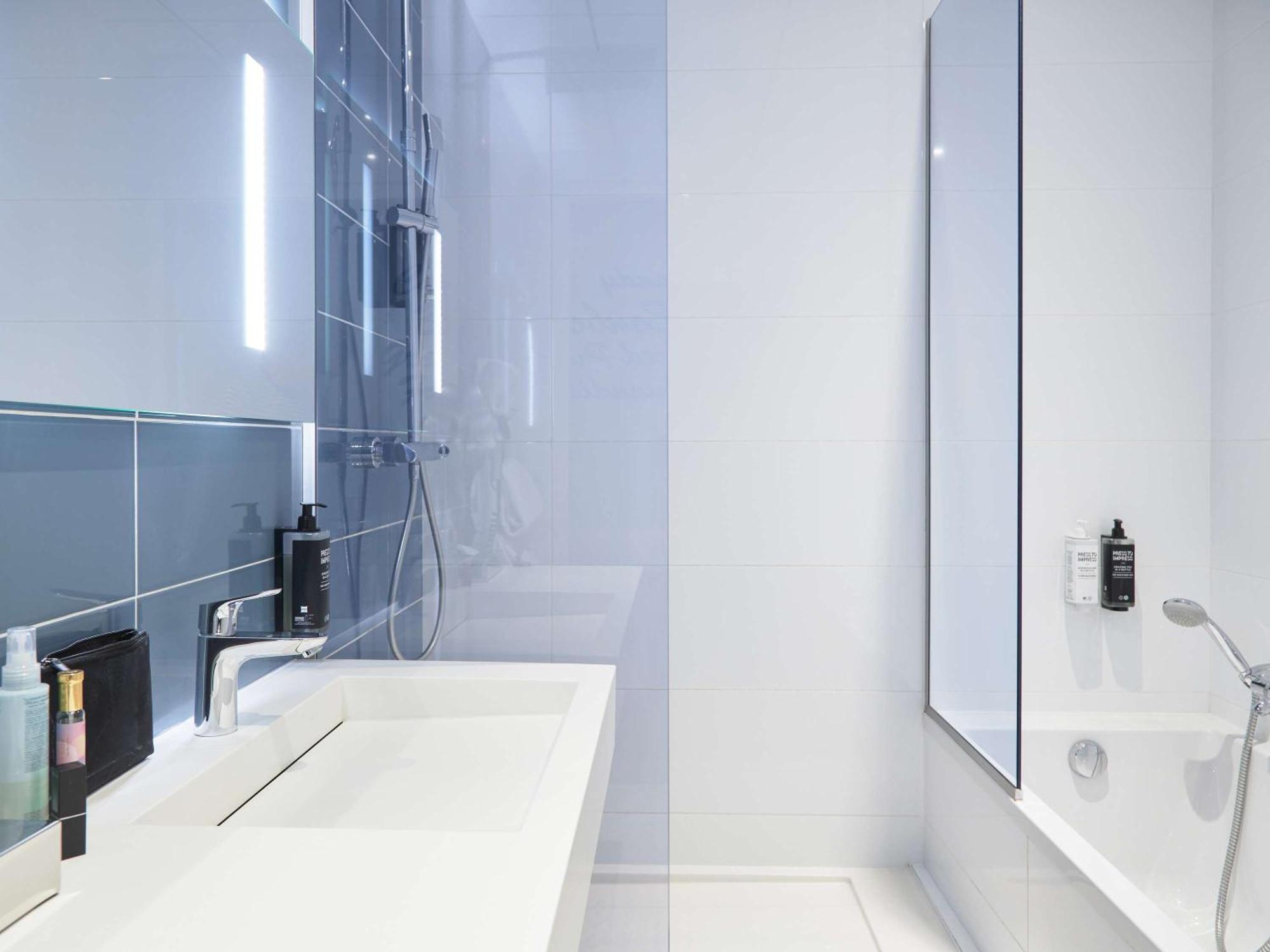 Готель Ibis Styles Montelimar Centre Екстер'єр фото