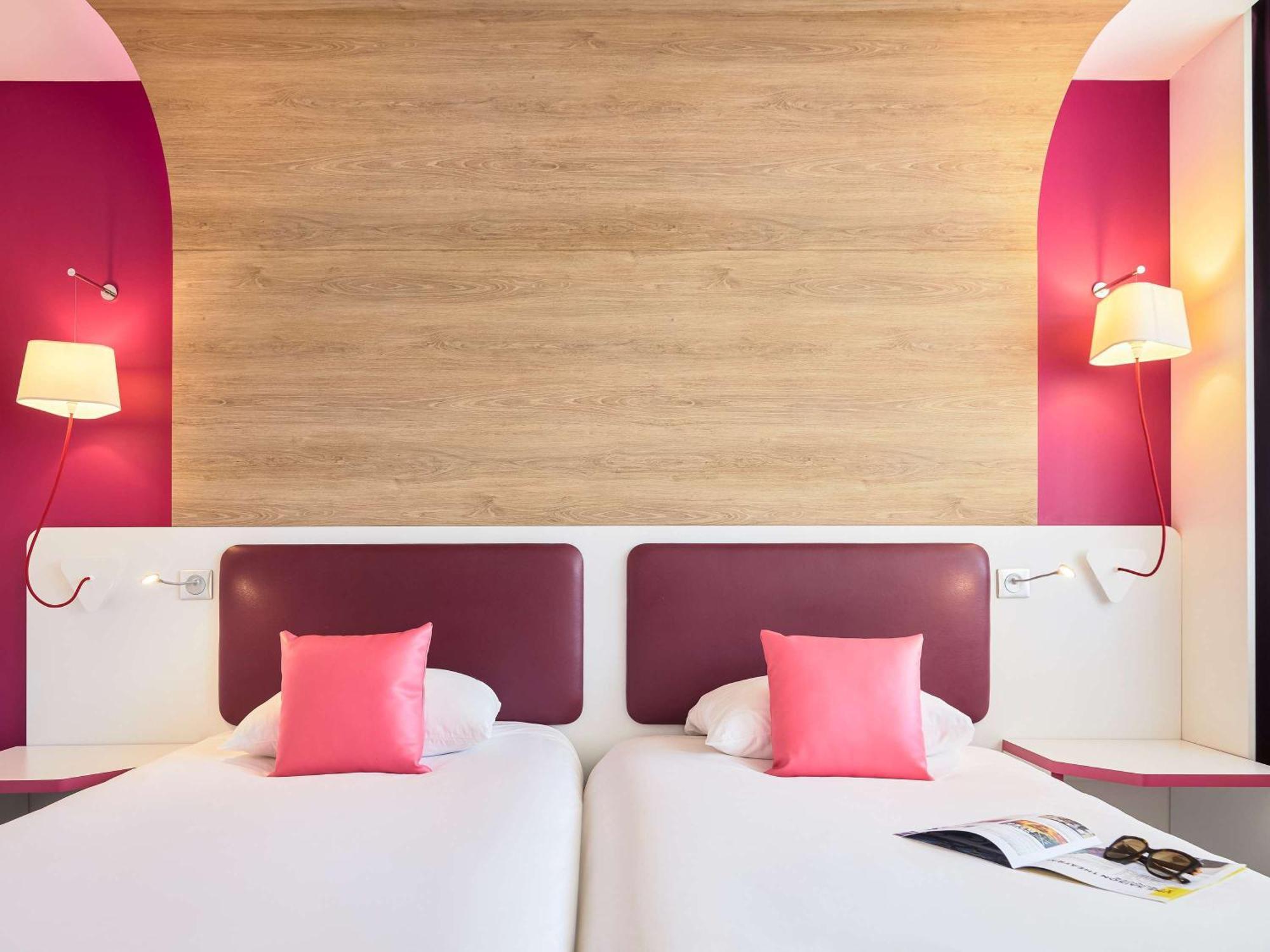 Готель Ibis Styles Montelimar Centre Екстер'єр фото