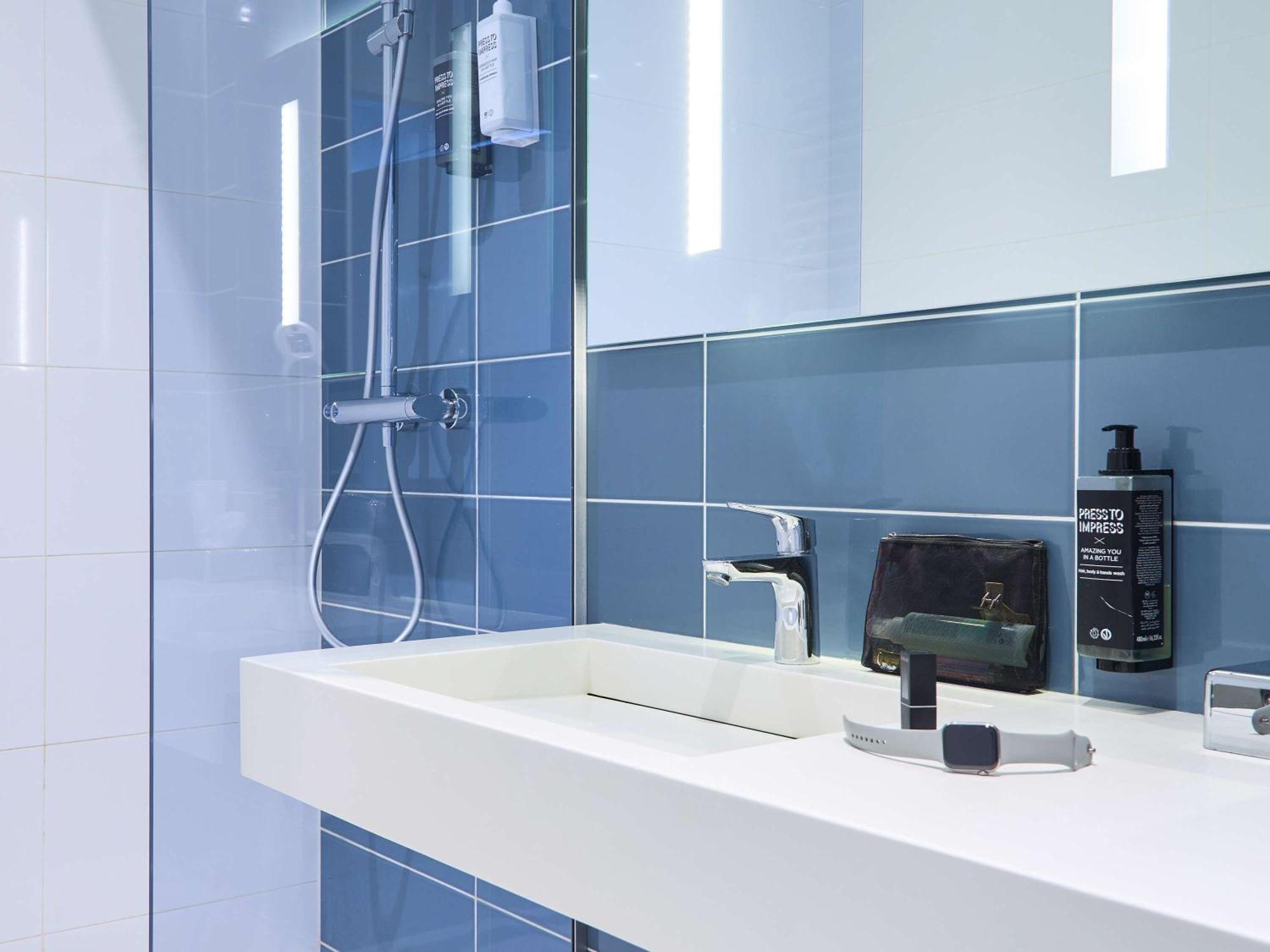 Готель Ibis Styles Montelimar Centre Екстер'єр фото