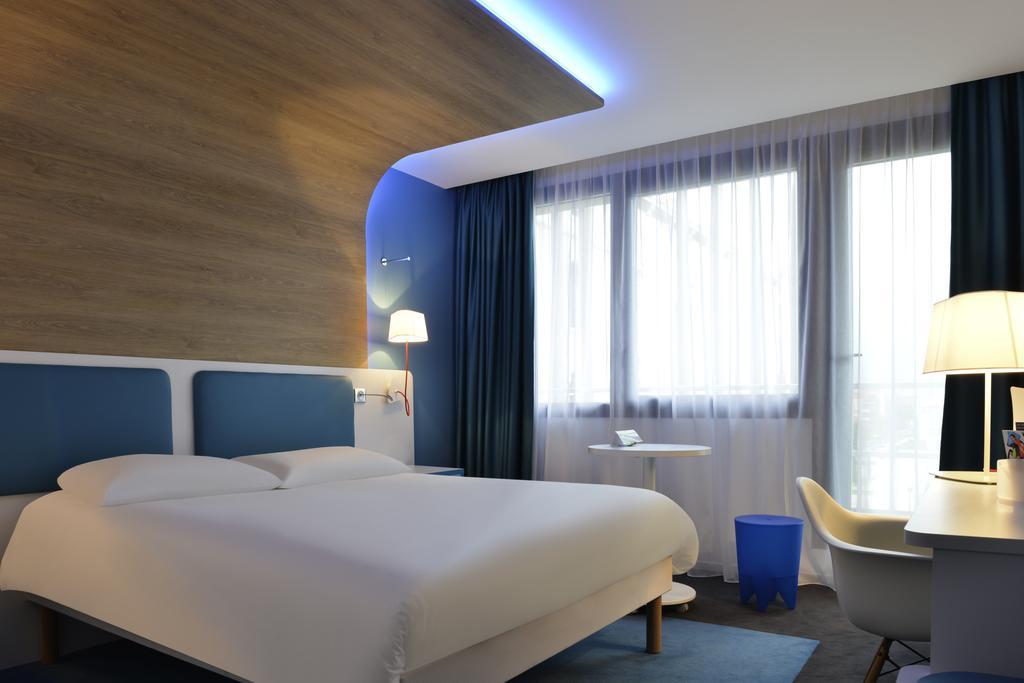 Готель Ibis Styles Montelimar Centre Екстер'єр фото