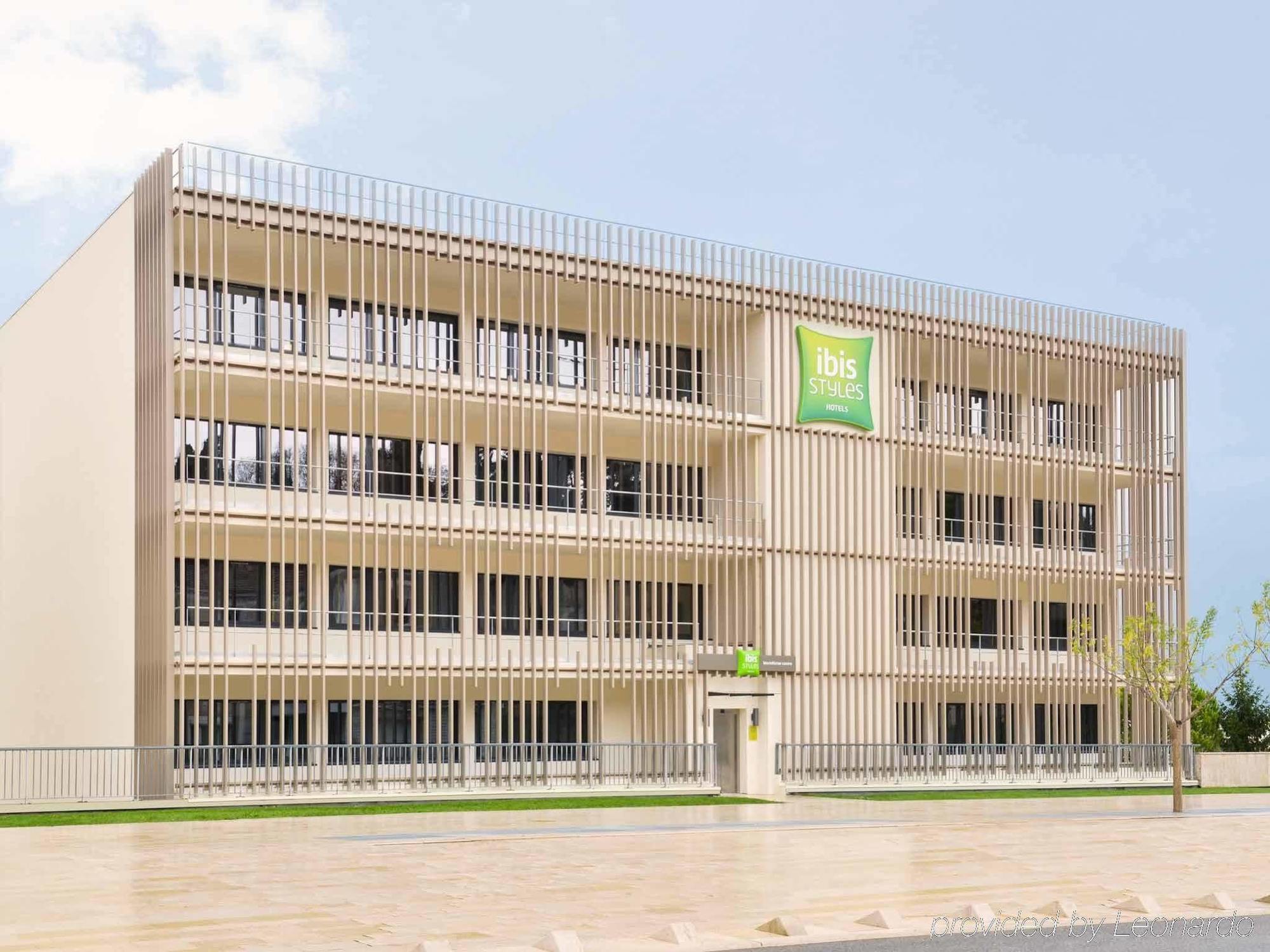 Готель Ibis Styles Montelimar Centre Екстер'єр фото